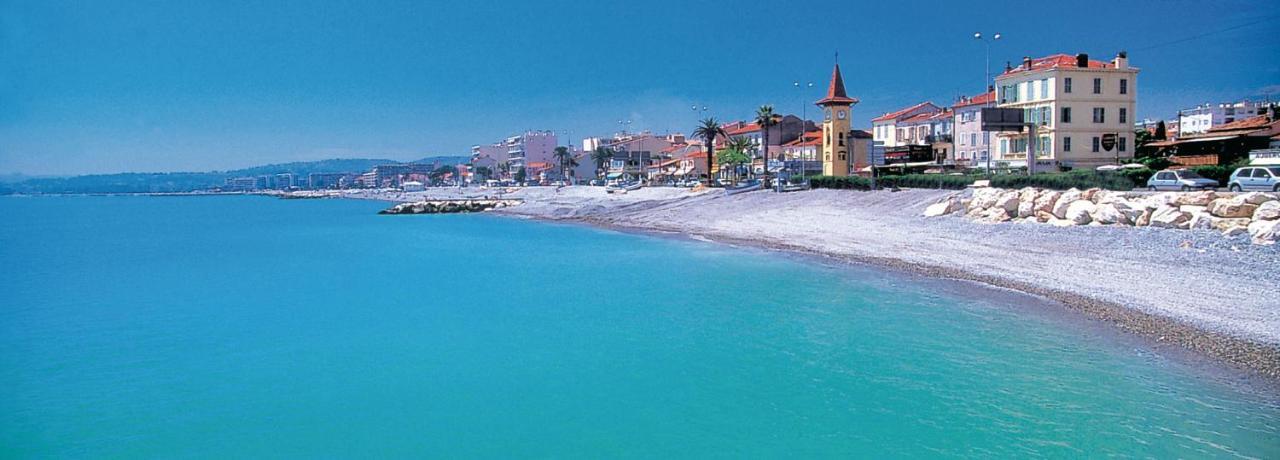 Grand Studio Tres Agreable Avec Bar, Cuisine Et Terrasse Cagnes-sur-Mer Buitenkant foto