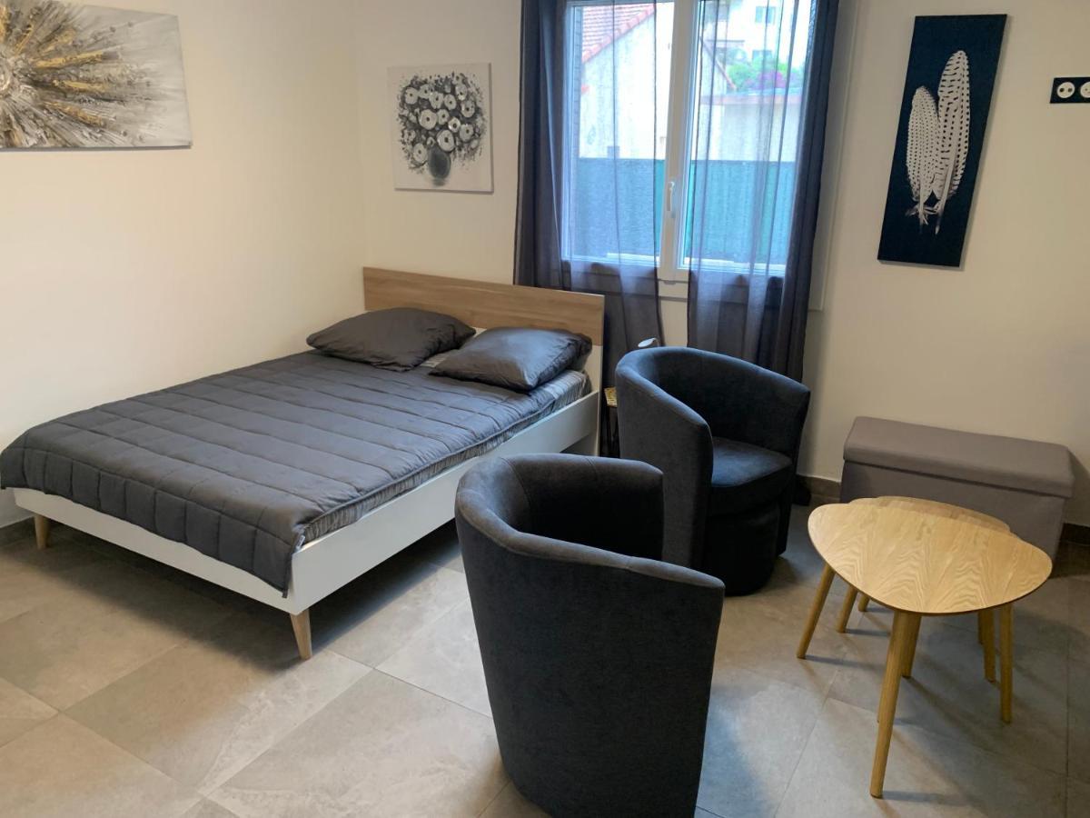 Grand Studio Tres Agreable Avec Bar, Cuisine Et Terrasse Cagnes-sur-Mer Buitenkant foto