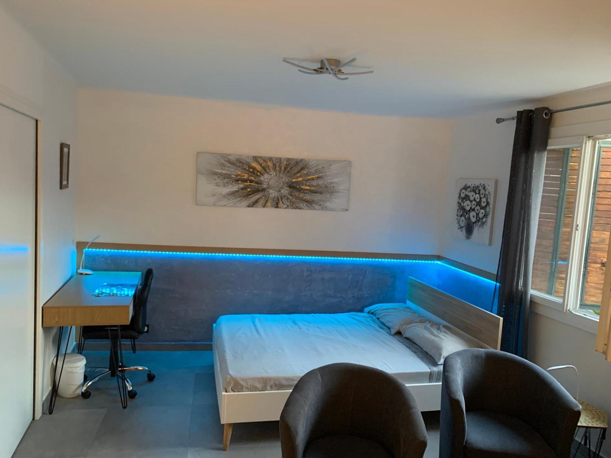 Grand Studio Tres Agreable Avec Bar, Cuisine Et Terrasse Cagnes-sur-Mer Buitenkant foto